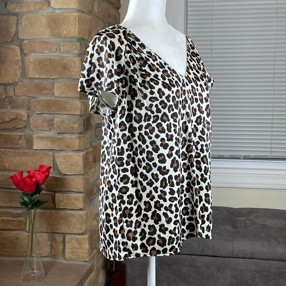 MICHAEL-MICHAEL KORS ~ Flutter Sleeve Top ~ NWT! - Picture 4 of 8